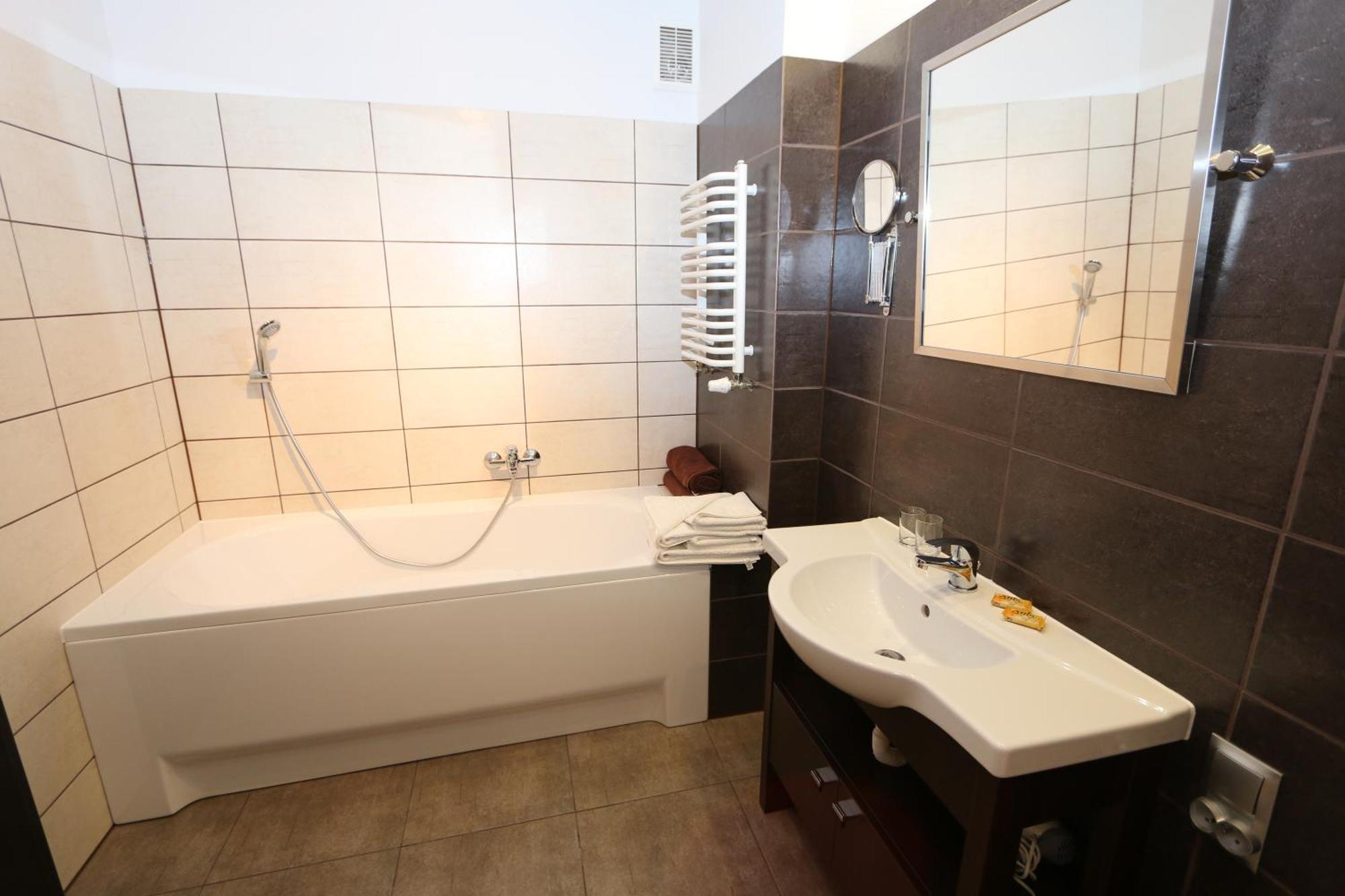 Cztery Wiatry Aparthotel Korytnica  Luaran gambar