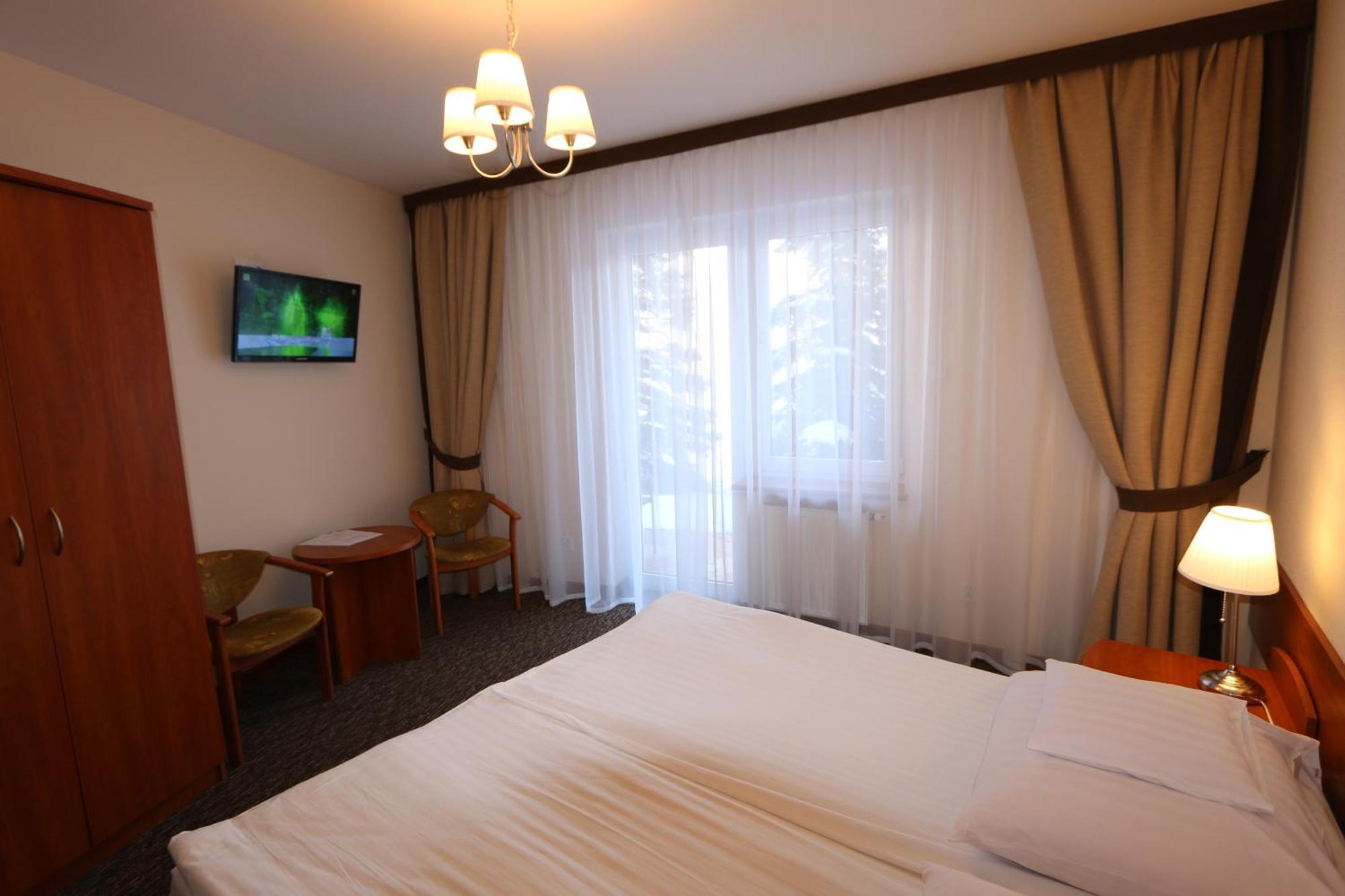 Cztery Wiatry Aparthotel Korytnica  Luaran gambar
