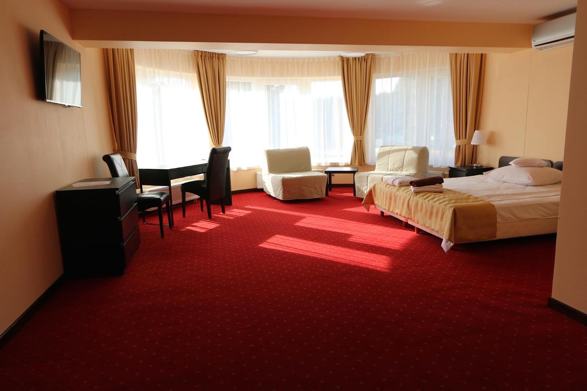 Cztery Wiatry Aparthotel Korytnica  Luaran gambar